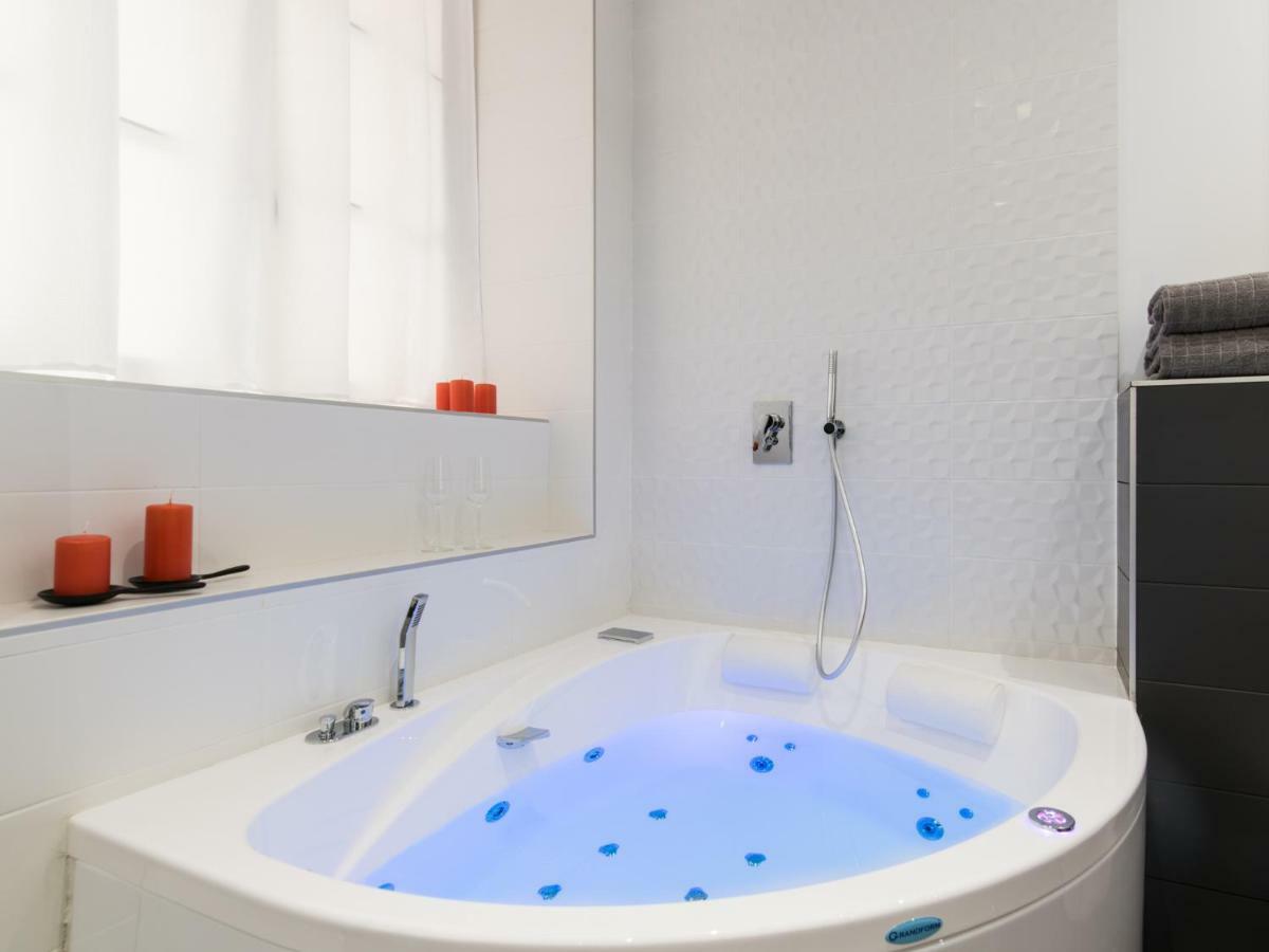 Luxury Studio & Spa-Lyon Centre Exteriér fotografie