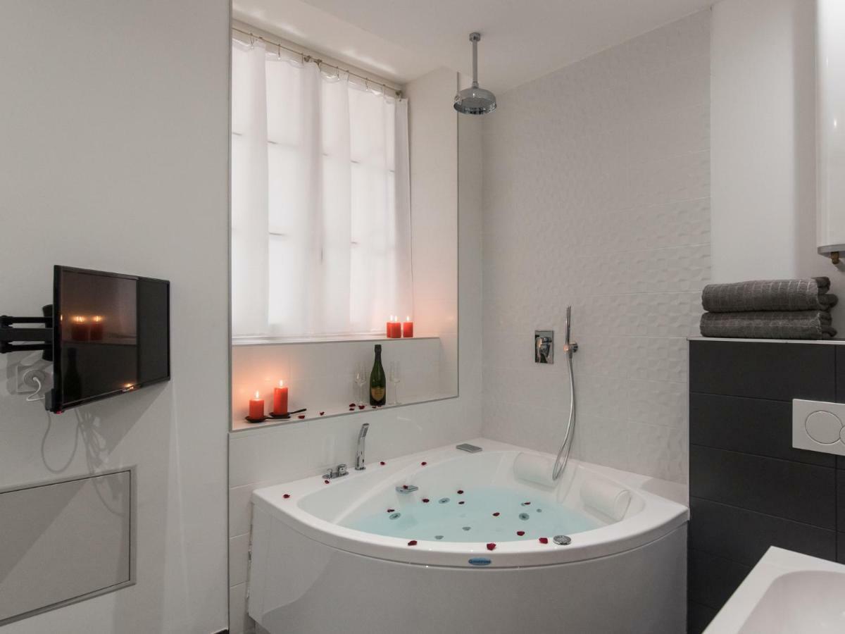 Luxury Studio & Spa-Lyon Centre Exteriér fotografie